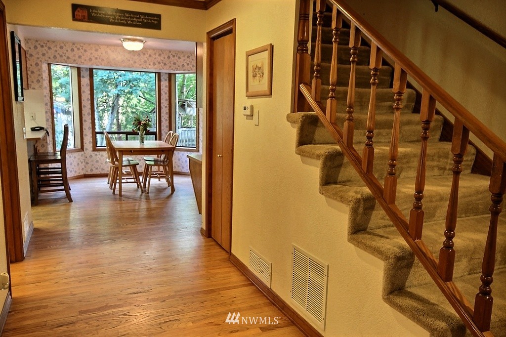 16805 Southeast 140th Street Renton, WA 98059 - Photo 2 of 25