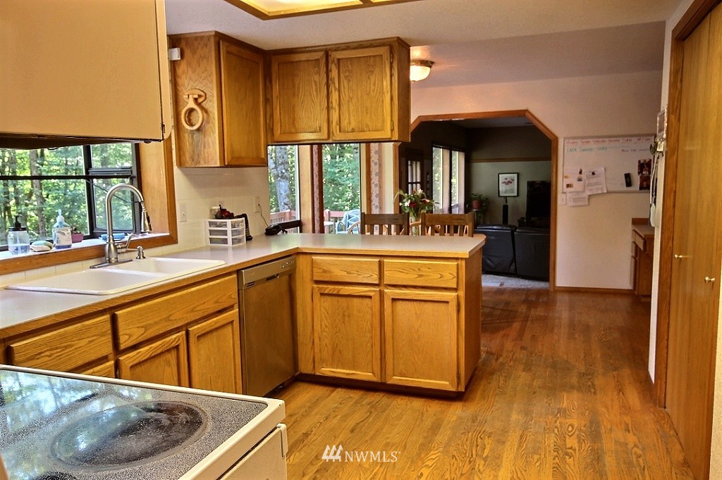 16805 Southeast 140th Street Renton, WA 98059 - Photo 3 of 25