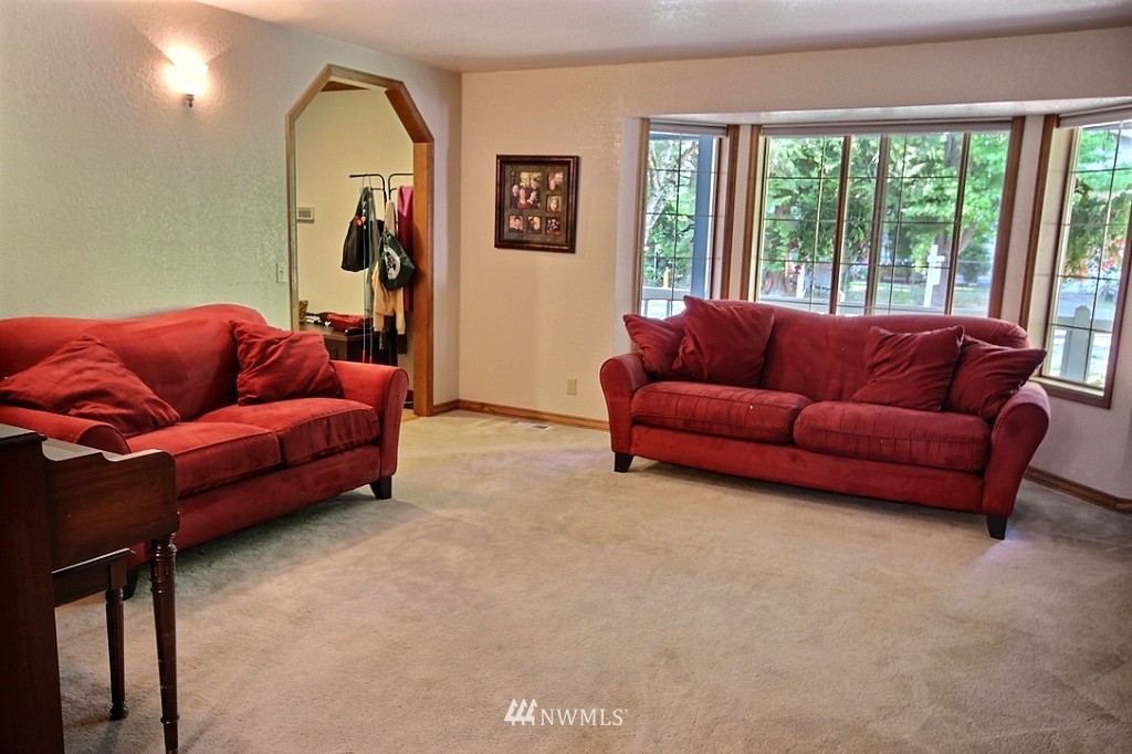 16805 Southeast 140th Street Renton, WA 98059 - Photo 10 of 25