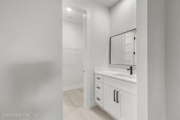 $999,999 | 4721 Blossom Ridge Place, Grant Valkaria, FL 32949