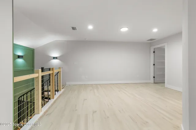 $999,999 | 4721 Blossom Ridge Place, Grant-Valkaria, FL 32949