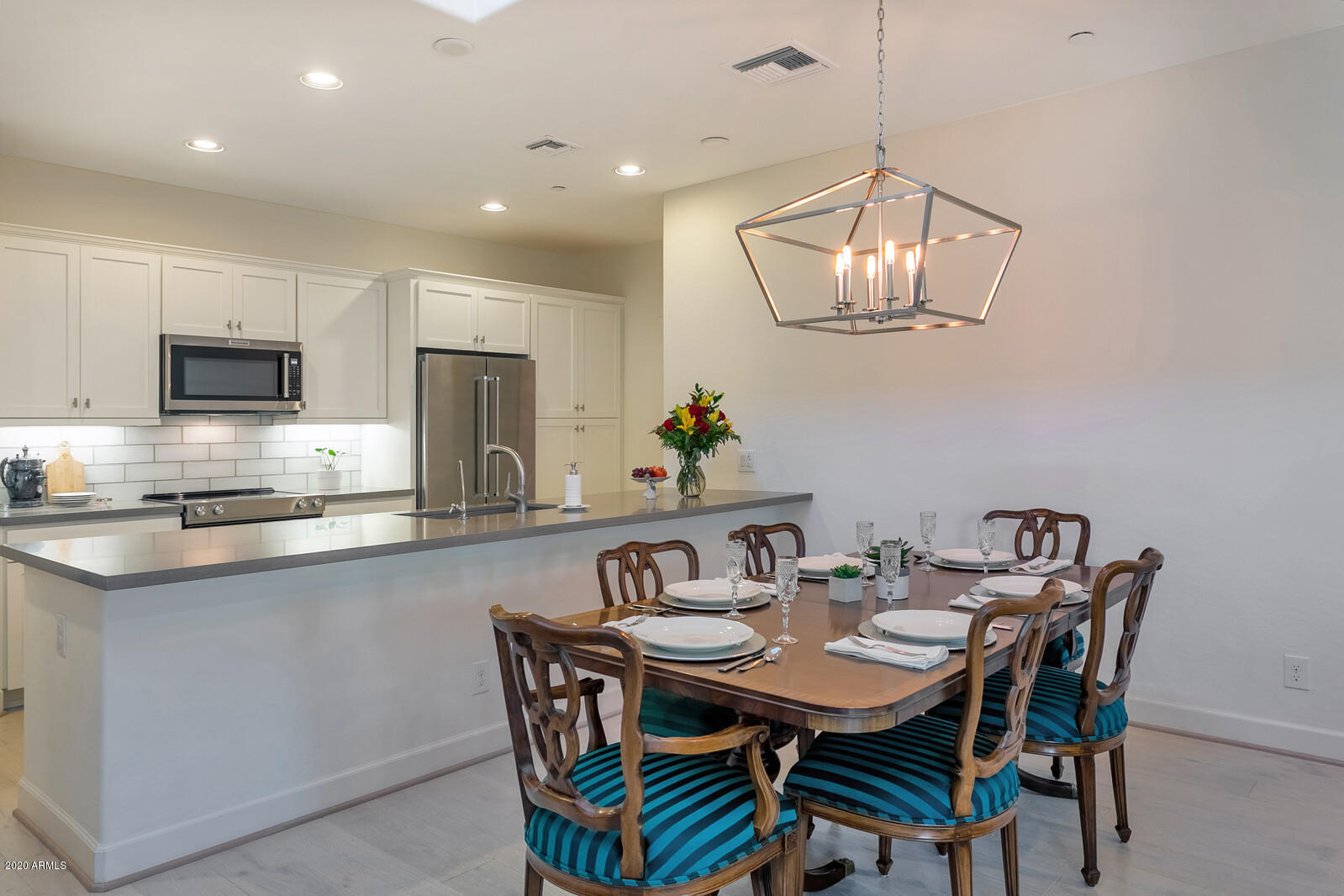 3935 East Rough Rider Road, Unit 1371 Phoenix, AZ 85050 - Photo 11 of 48 Dining