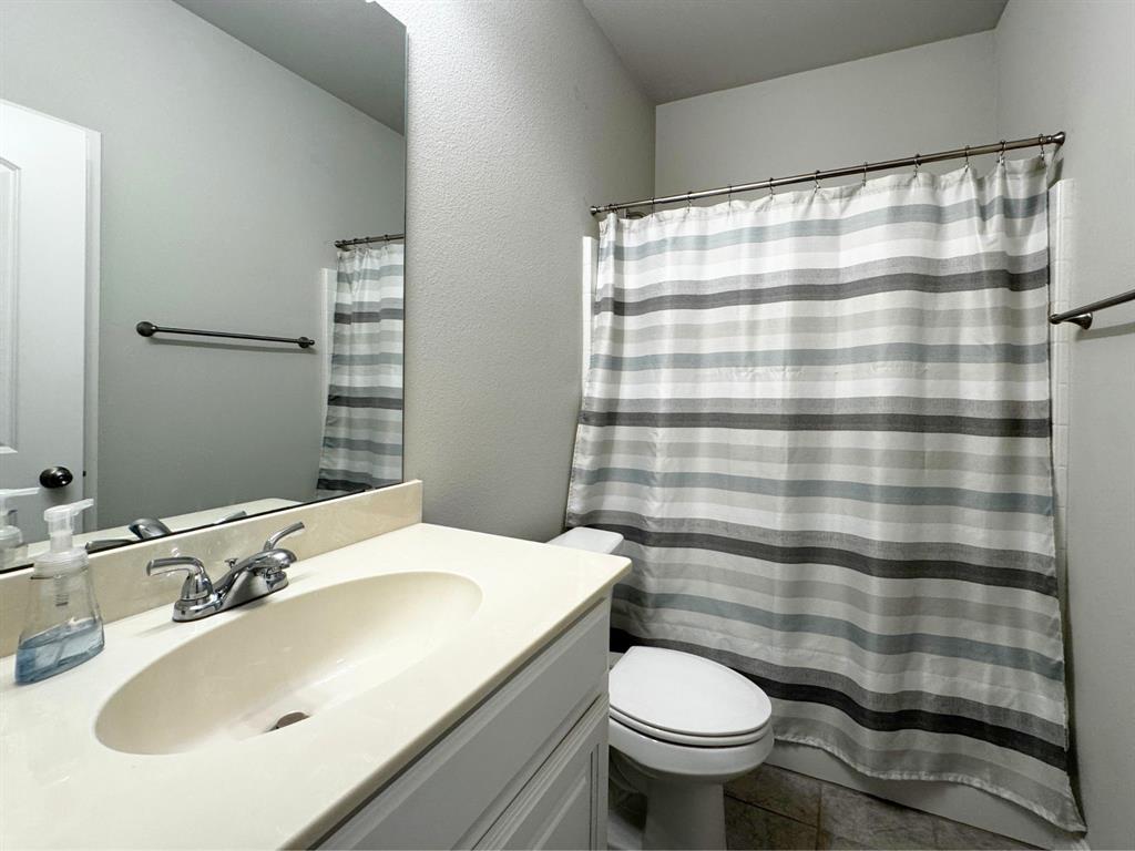 2911 River Ridge Court Granbury, TX 76048 - Photo 15 of 21
