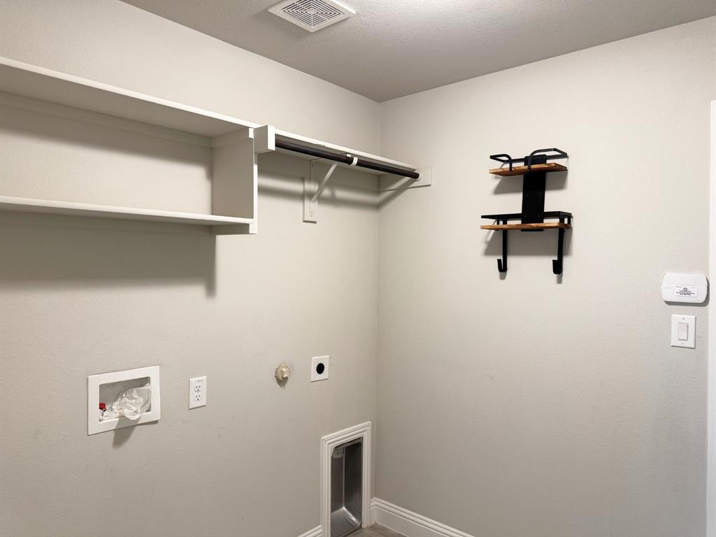 2911 River Ridge Court Granbury, TX 76048 - Photo 17 of 21