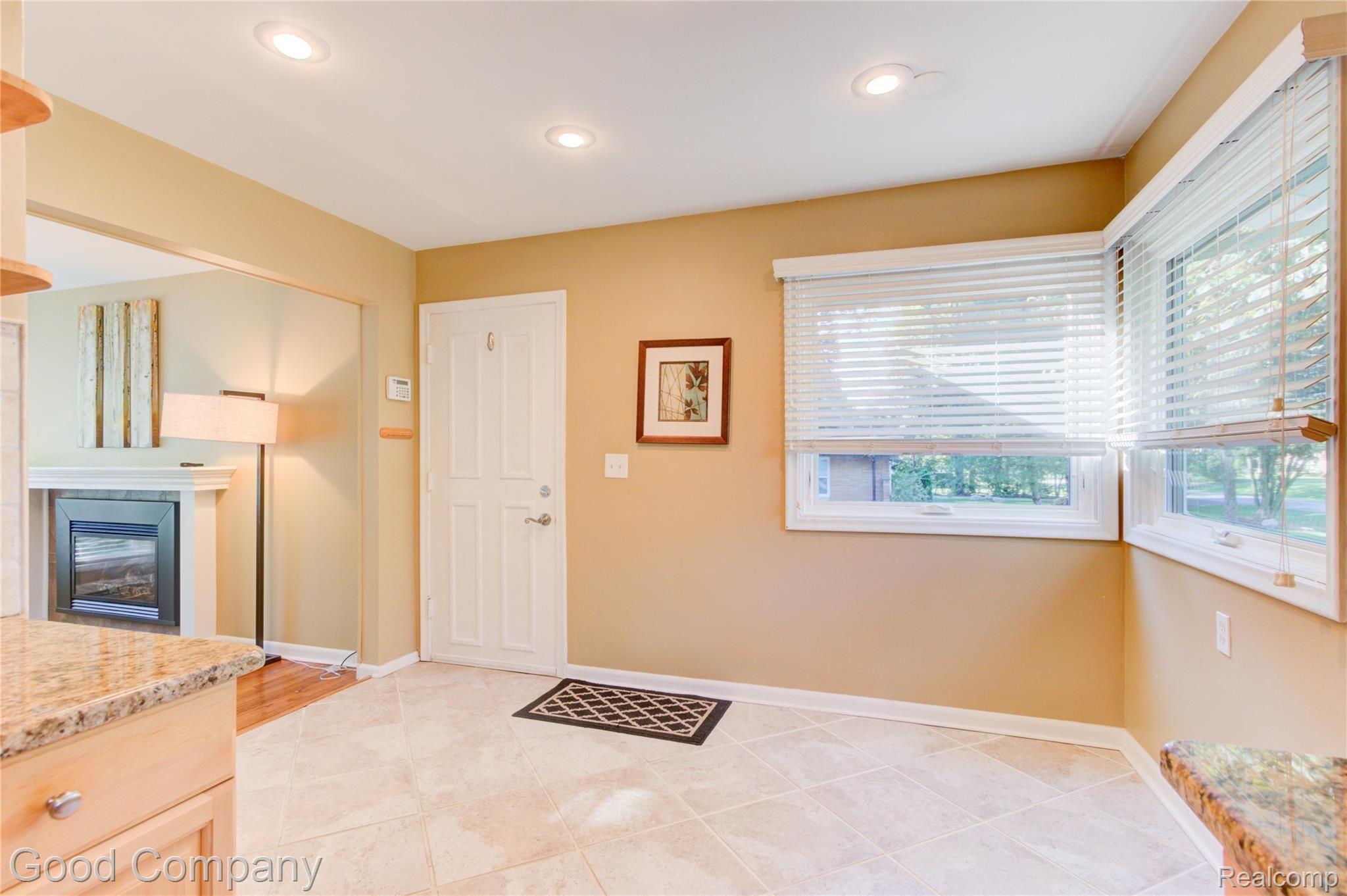 28310 Quail Hollow Road Farmington, MI 48331 - Photo 13 of 52 28310 Quail Hollow Rd.-13