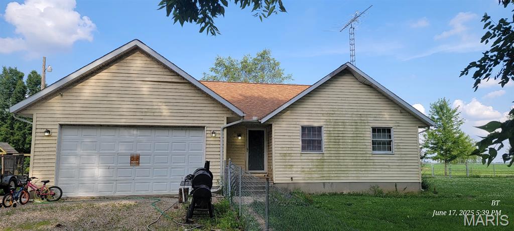18010 Cranford Road Carlyle, IL 62231 - Photo 1 of 1 Gallery Image 1