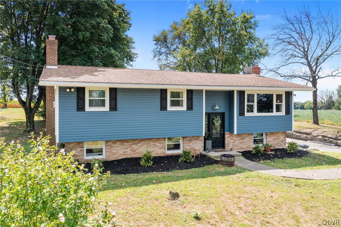 1180 Bangor Road Nazareth, PA 18064 - Photo 4 of 43