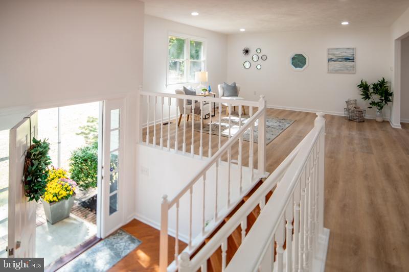 22 West Pasadena Road Pasadena, MD 21122 - Photo 8 of 36 Custom Open Foyer