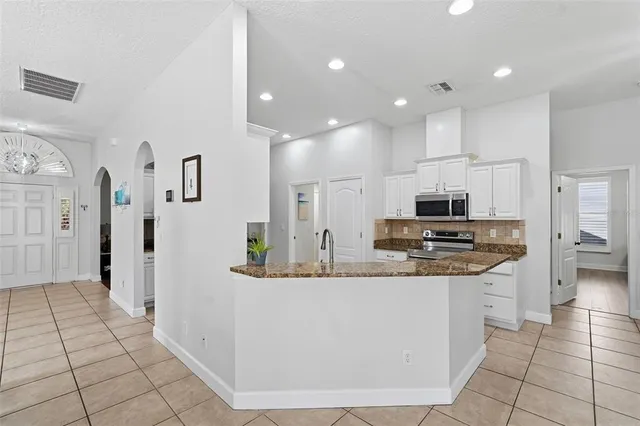 $525,000 | 1023 Legends Pass Drive, Valrico, FL 33594