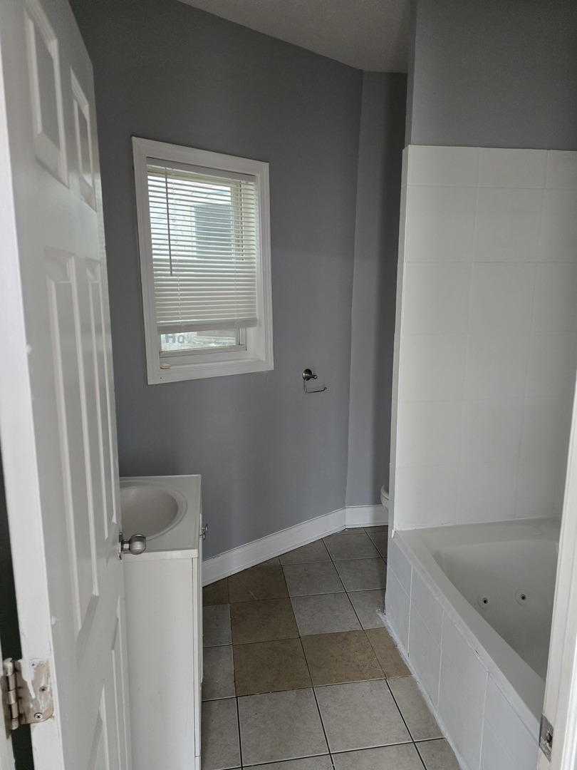 5621 South Green Street Chicago, IL 60621 - Photo 20 of 24