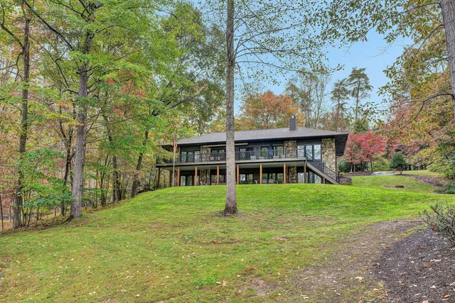 $1,895,000 | 6 Low Country Drive, Penhook, VA 24137