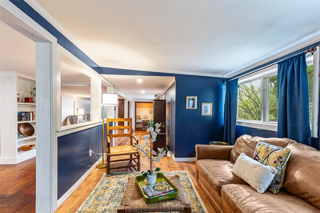 155 Stillwater Road Smithfield, RI 02917 - Photo 18 of 30