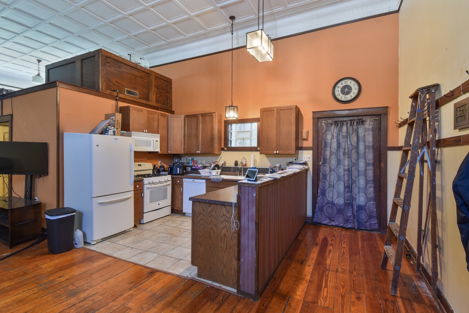 118 East Main Street Dwight, IL 60420 - Photo 43 of 77 a kitchen with stainless steel appliances granite countertop a refrigerator a stove and a wooden floors
