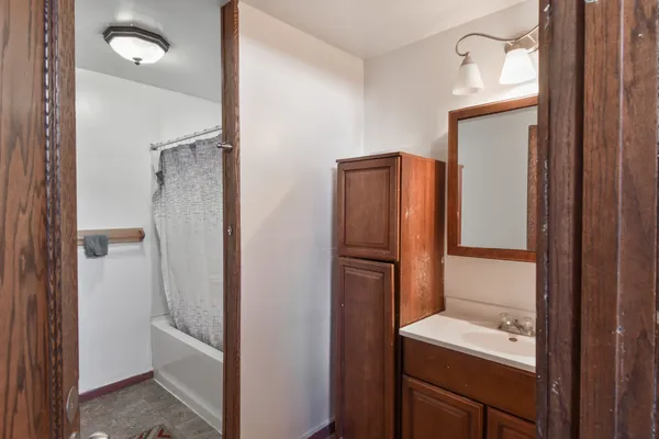 $250,000 | 118 East Main Street, Dwight, IL 60420