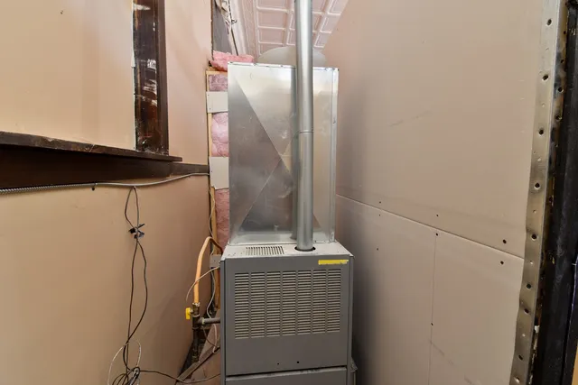 $250,000 | 118 East Main Street, Dwight, IL 60420