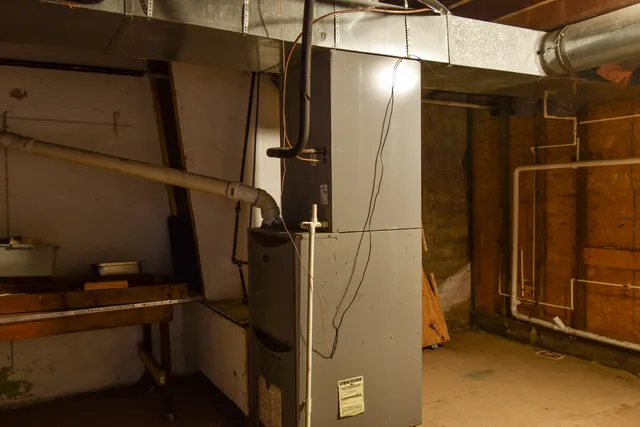 $250,000 | 118 East Main Street, Dwight, IL 60420