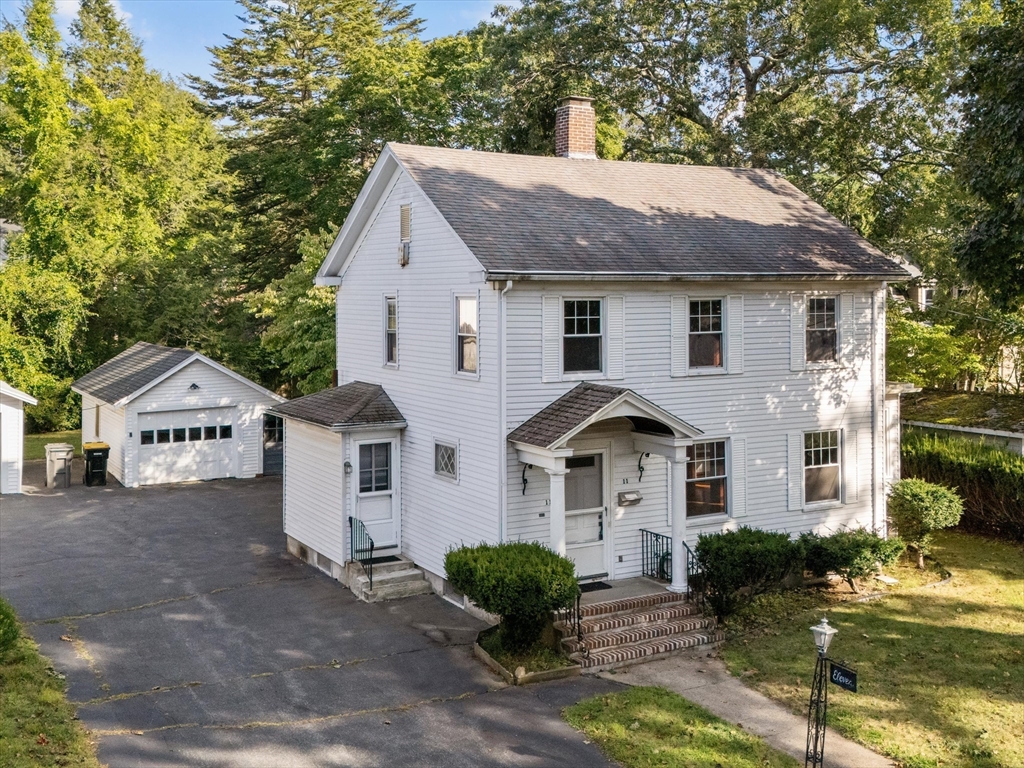 11 Robertson Road Framingham, MA 01702 - Photo 3 of 42 Gallery Image 3