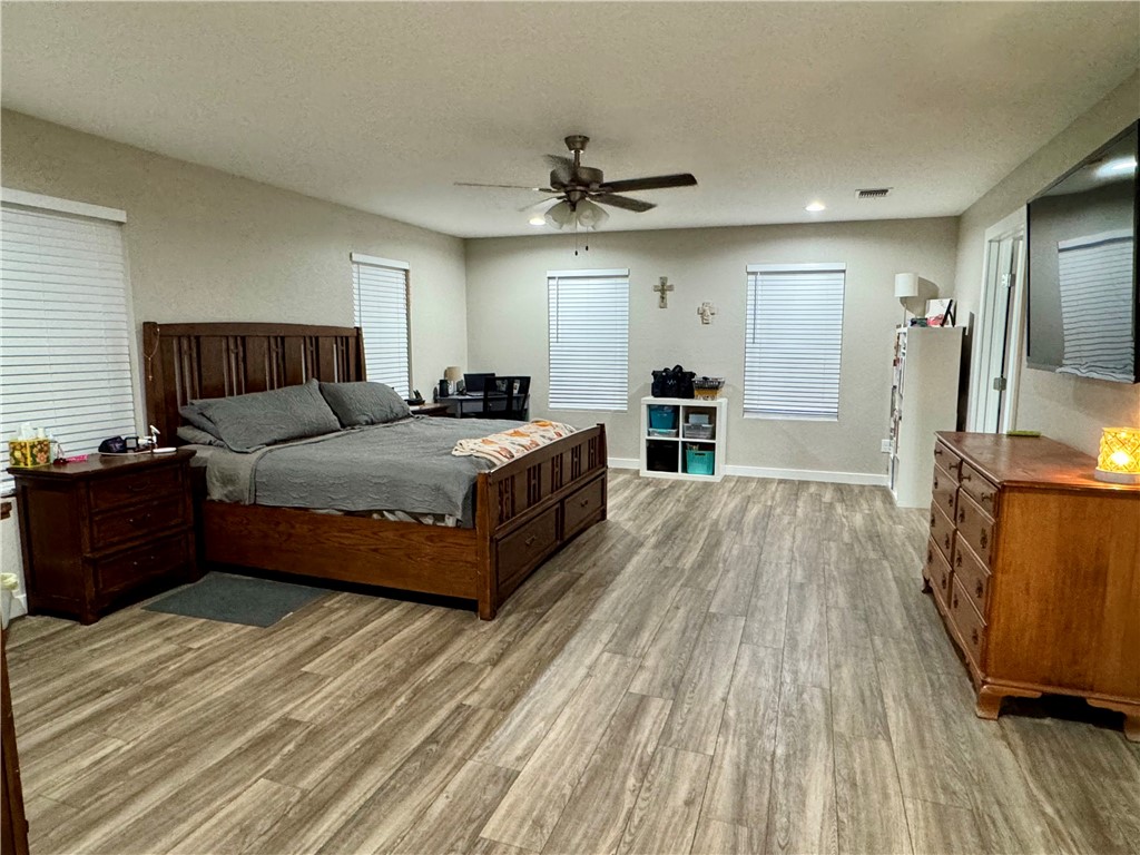 626 Fm 1358 Three Rivers, TX 78071 - Photo 13 of 21