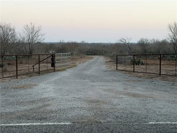 $465,000 | 626 Fm 1358, Three Rivers, TX 78071