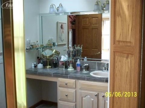 8454 Henderson Road Goodrich, MI 48438 - Photo 30 of 77 20354771-30.JPG