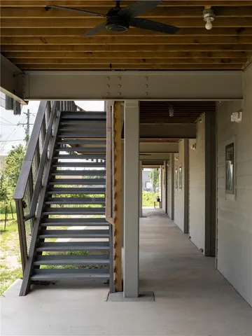 $1,150 | 101 West 33rd Street, Unit 202, Bryan, TX 77803