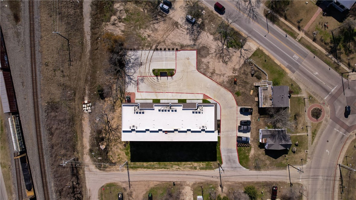 101 West 33rd Street, Unit 202 Bryan, TX 77803 - Photo 4 of 18