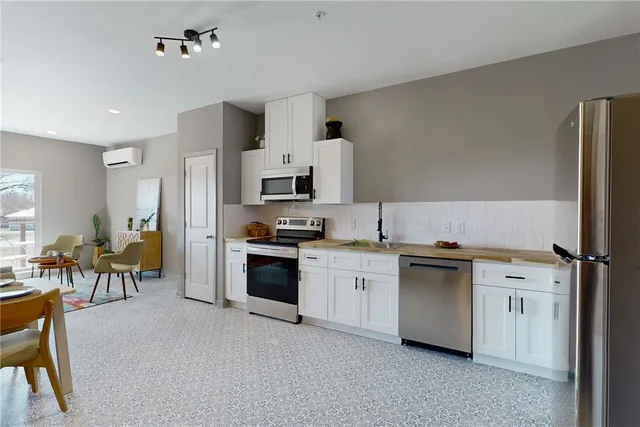 $1,150 | 101 West 33rd Street, Unit 202, Bryan, TX 77803