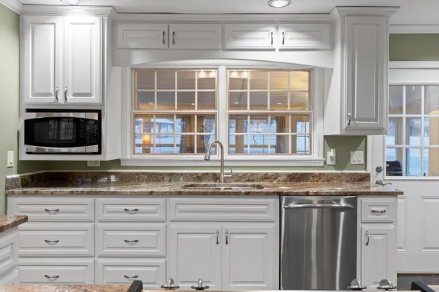 $1,400,000 | 951 Alvin C York Highway, Whitwell, TN 37397