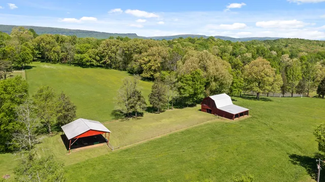 $1,400,000 | 951 Alvin C York Highway, Whitwell, TN 37397
