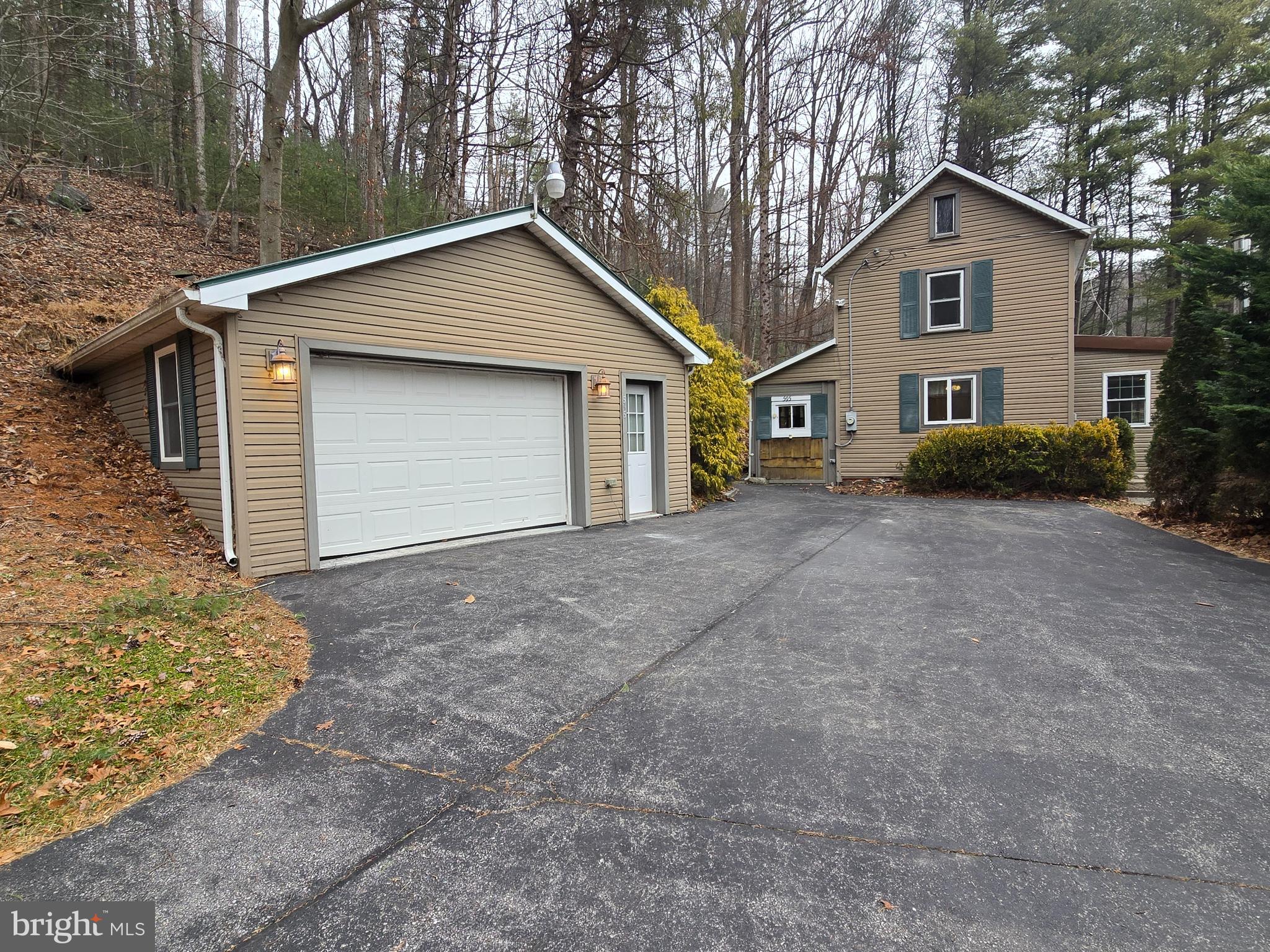 595 New Road Orrtanna, PA 17353 - Photo 5 of 18 Gallery Image 5