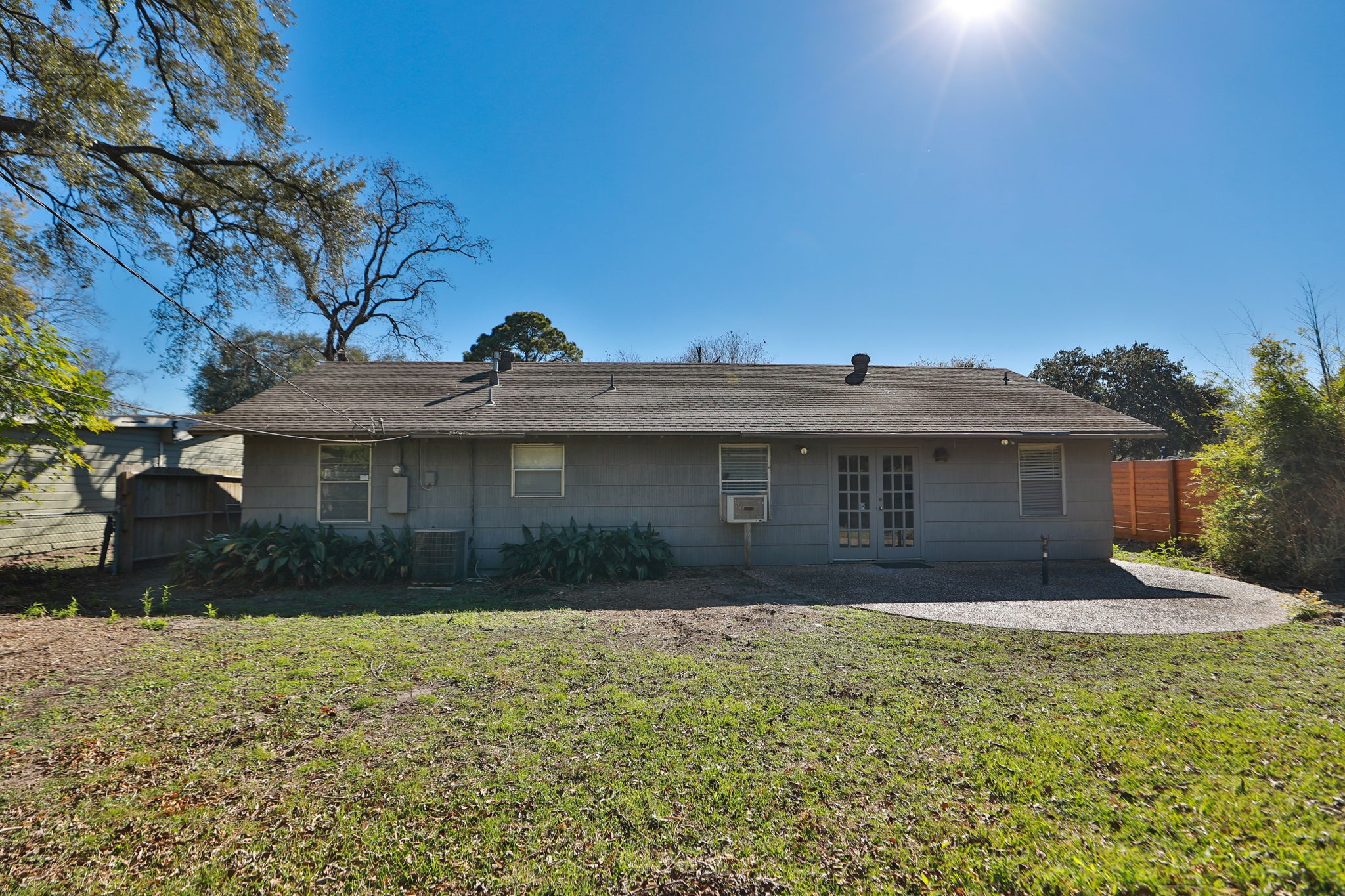 7158 Sharpview Drive Houston, TX 77074 - Photo 32 of 35 a front view of a house with a yard