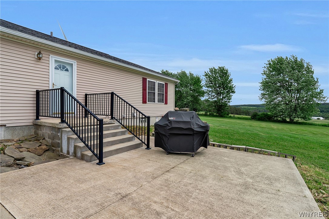 7632 Lyonsburg Road Eagle, NY 14024 - Photo 3 of 43