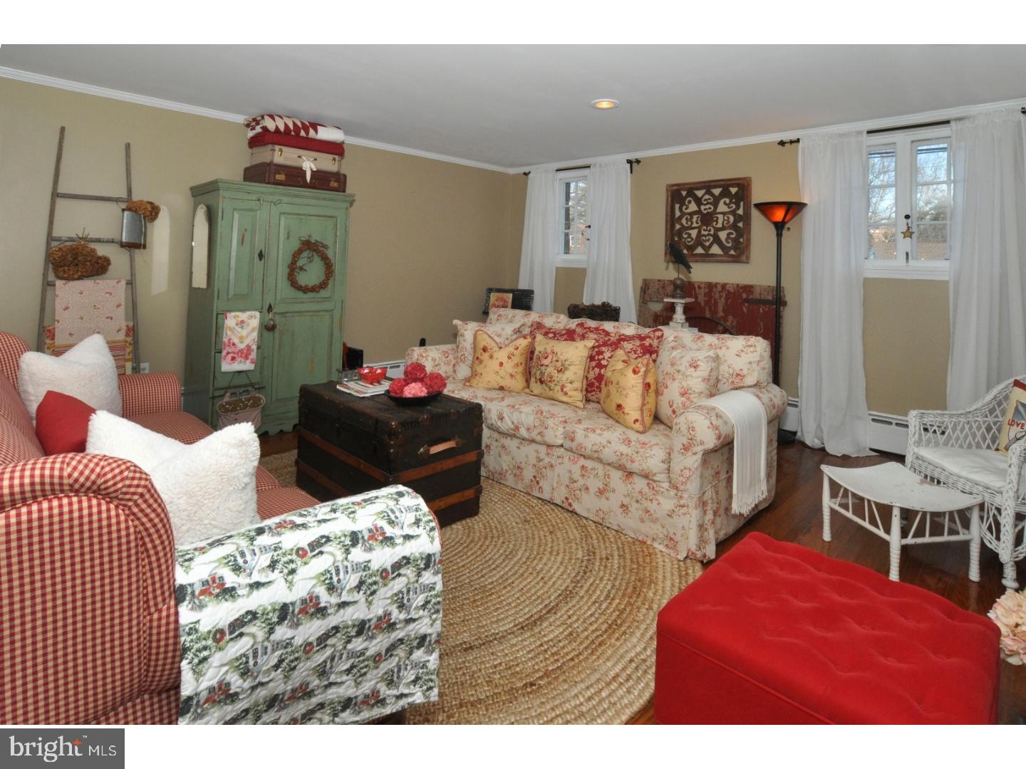 1607 Ashbourne Road Elkins Park, PA 19027 - Photo 6 of 25 Living Room