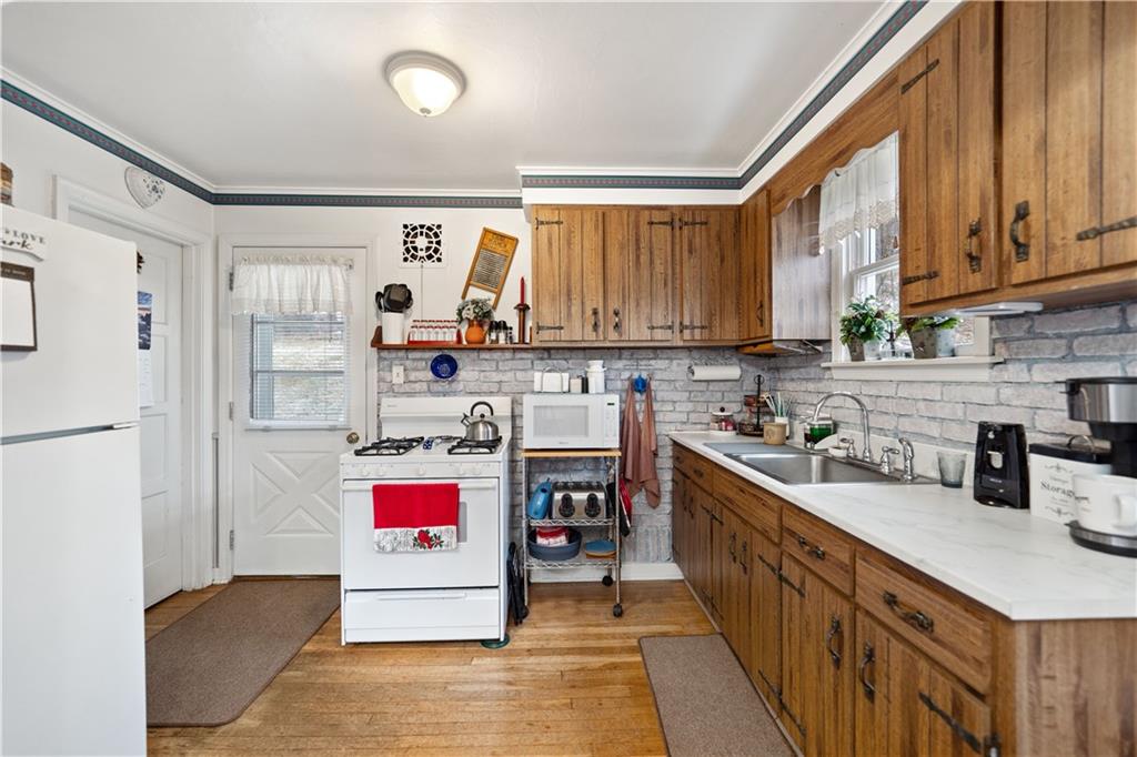 216 Soose Road Pittsburgh, PA 15209 - Photo 12 of 24 Gallery Image 12