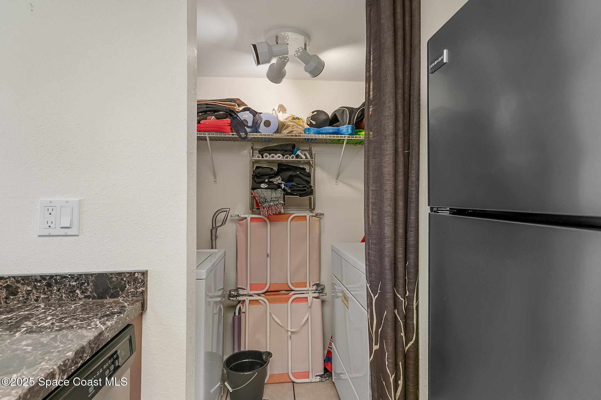 598 North Wickham Road, Unit 32 Melbourne, FL 32935 - Photo 10 of 21 Laundry