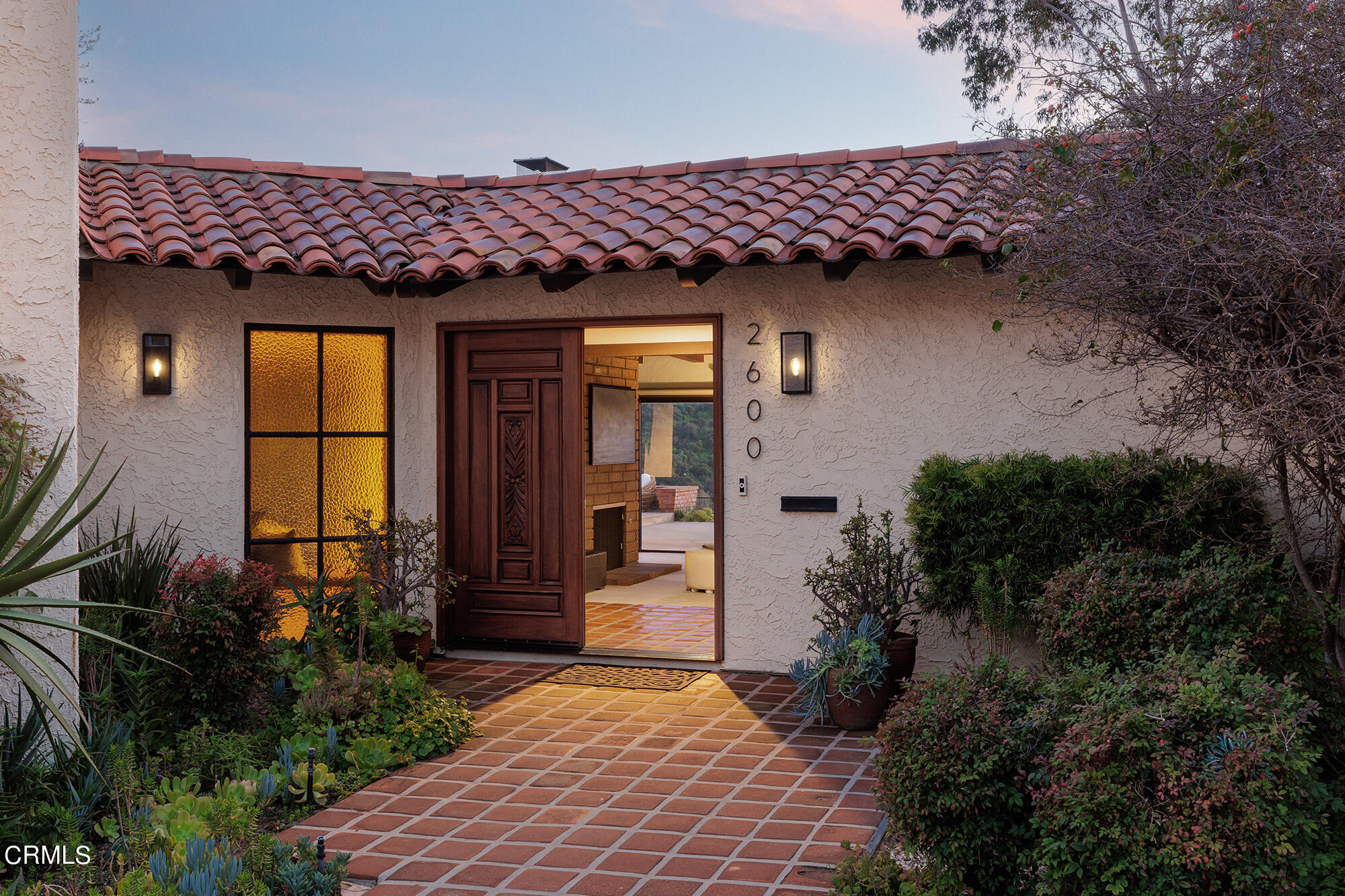 2600 Perkins Glendale, CA 91206 - Photo 3 of 34 a front view of a house