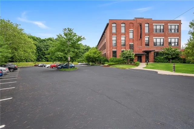 $259,900 | 685 Social Street, Unit 115, Woonsocket, RI 02895