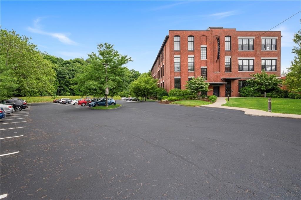 685 Social Street, Unit 115 Woonsocket, RI 02895 - Photo 3 of 26