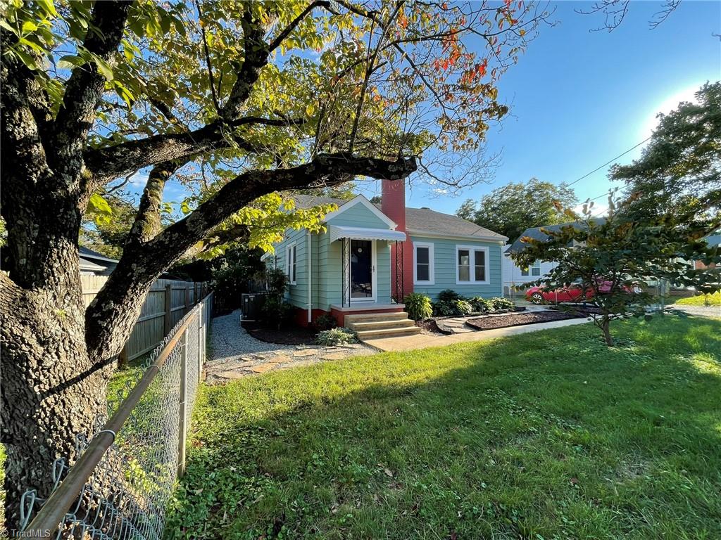 602 Providence Road Graham, NC 27253 - Photo 2 of 23