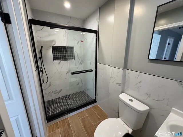 $374,900 | 299 Linnmoore Street, Hartford, CT 06106