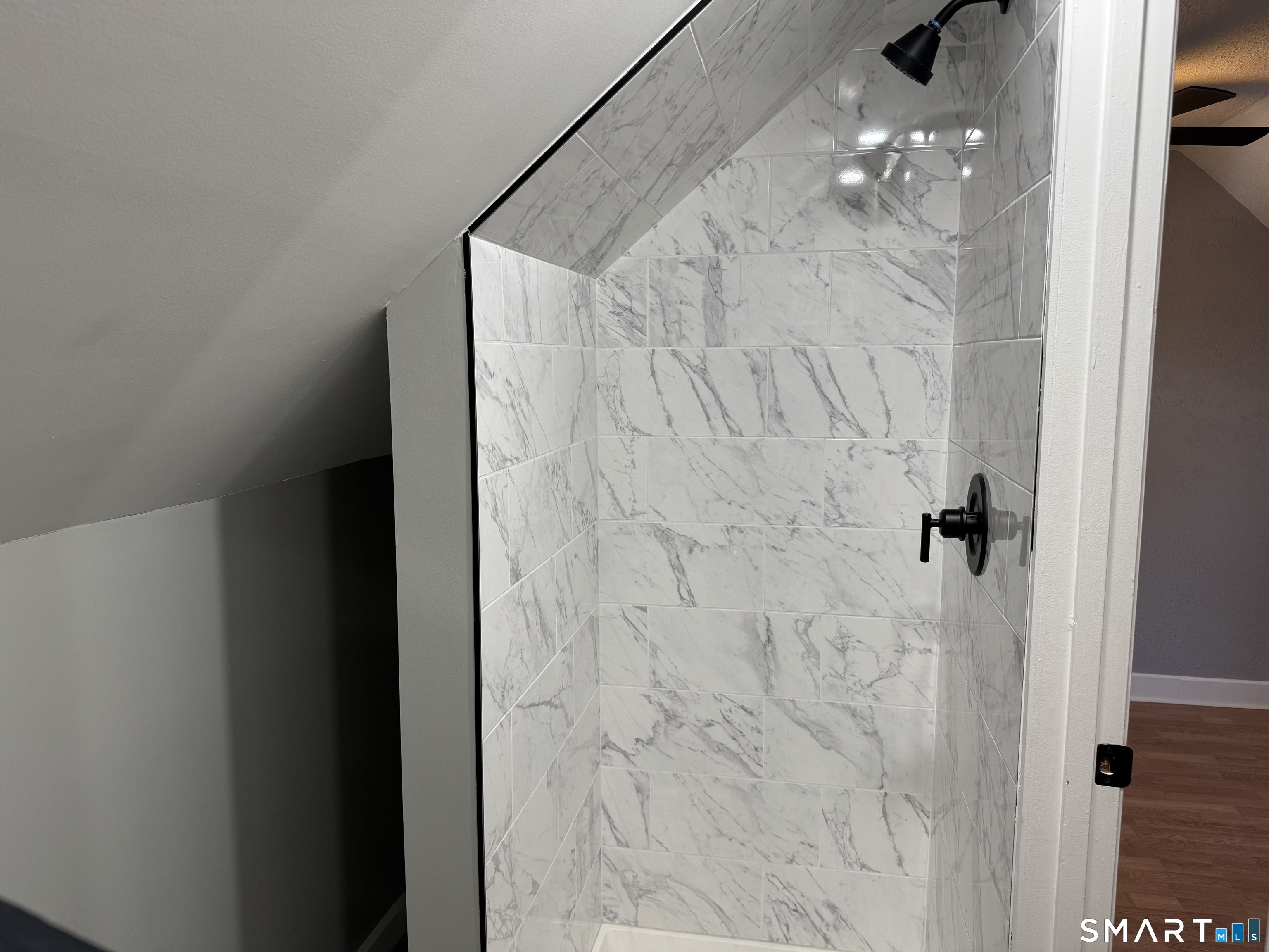 299 Linnmoore Street Hartford, CT 06106 - Photo 19 of 23 a bathroom with a shower