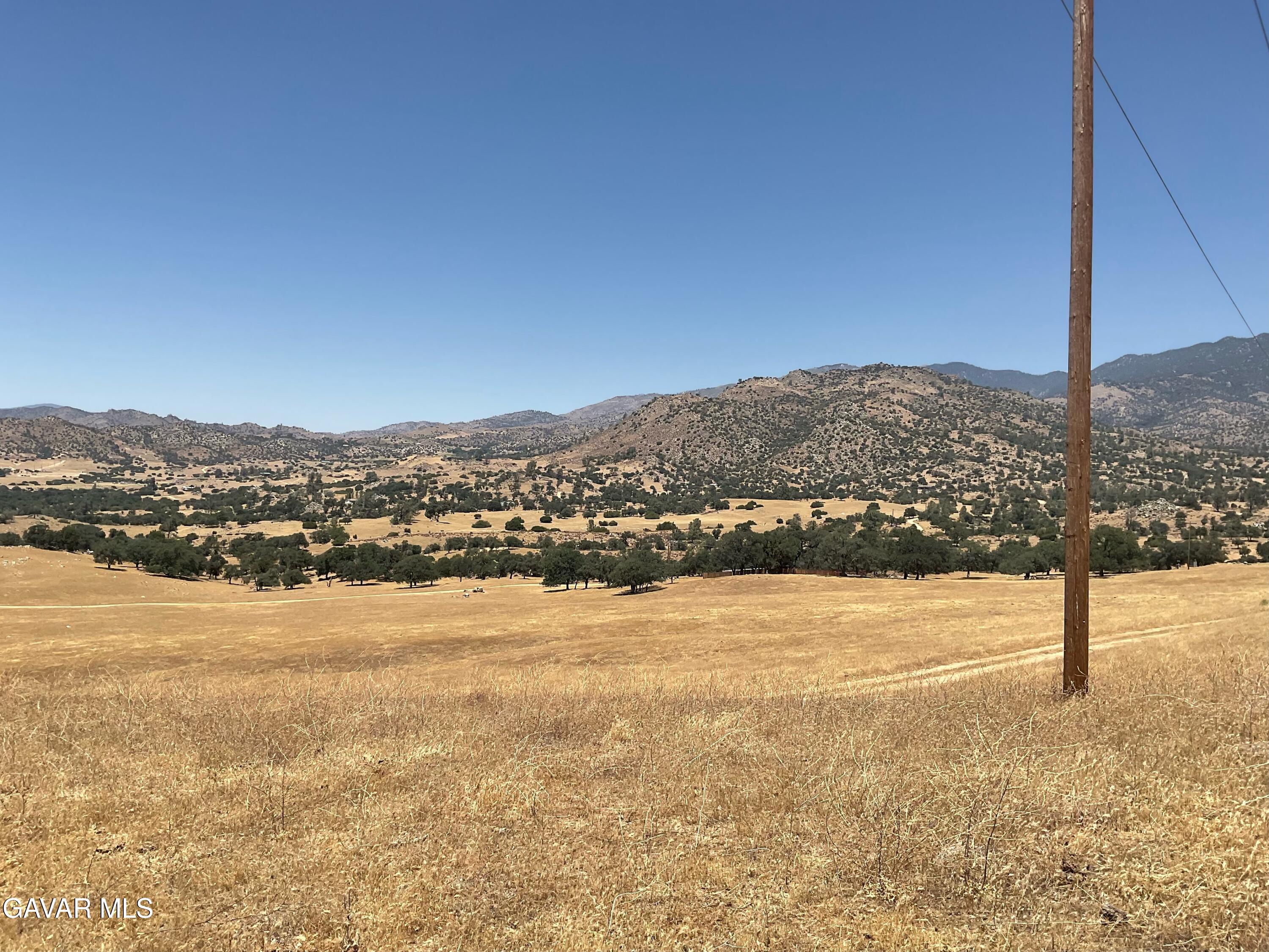 Oak View Lane Caliente, CA 93518 - Photo 2 of 9 a view of an ocean