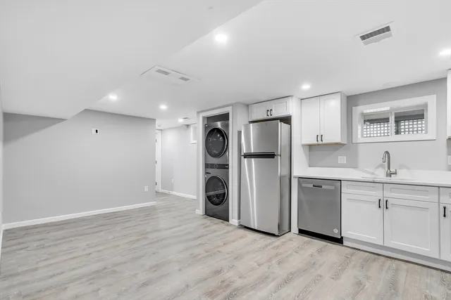 $2,400 | 5 Nickerson Road, Unit B, Lexington, MA 02421