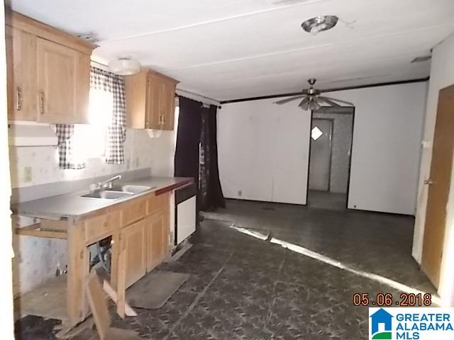 200 Oscar Bradford Road Warrior, AL 35180 - Photo 8 of 11