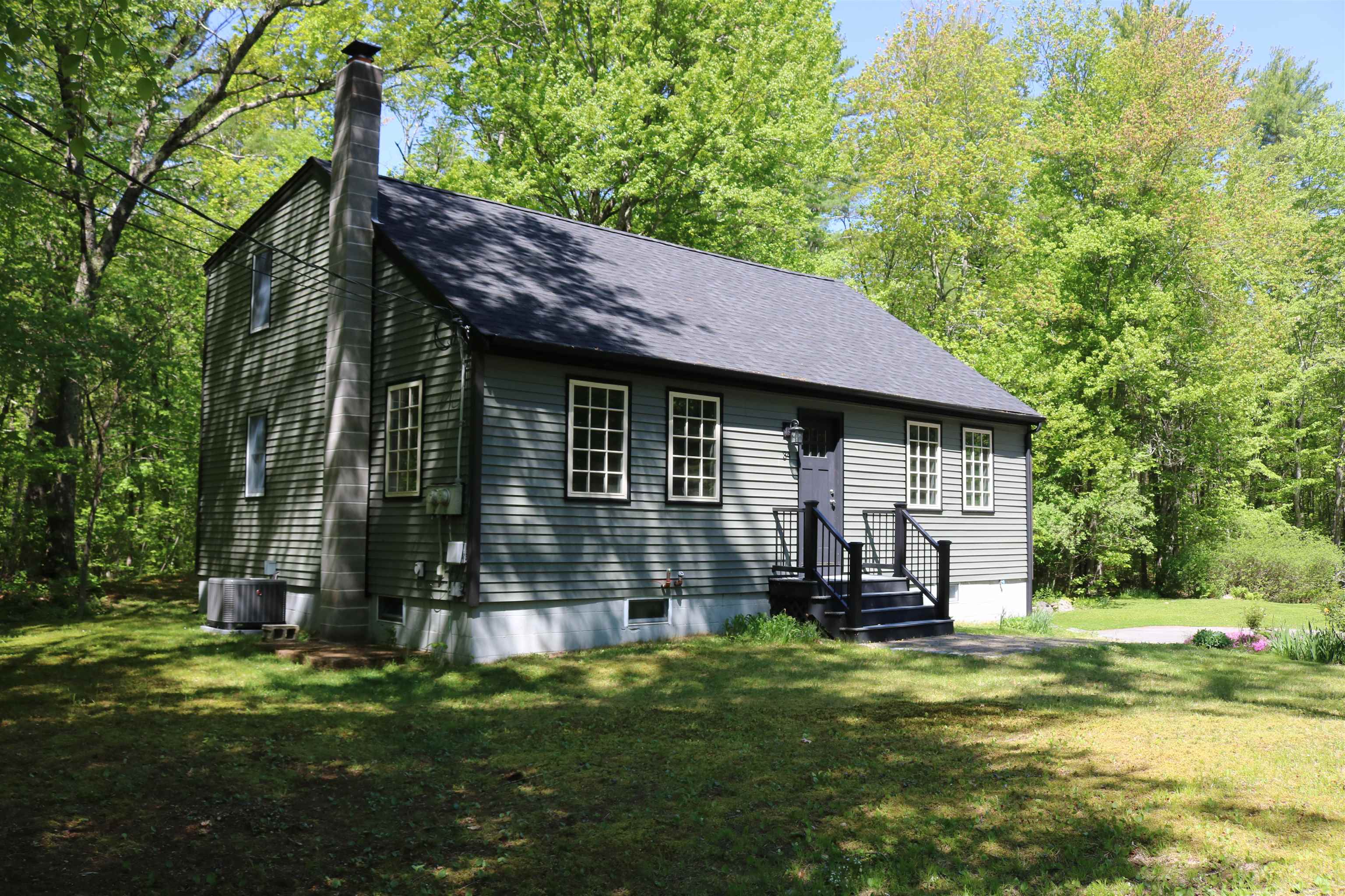 34 Brooks Road Barrington, NH 03825 - Photo 2 of 42
