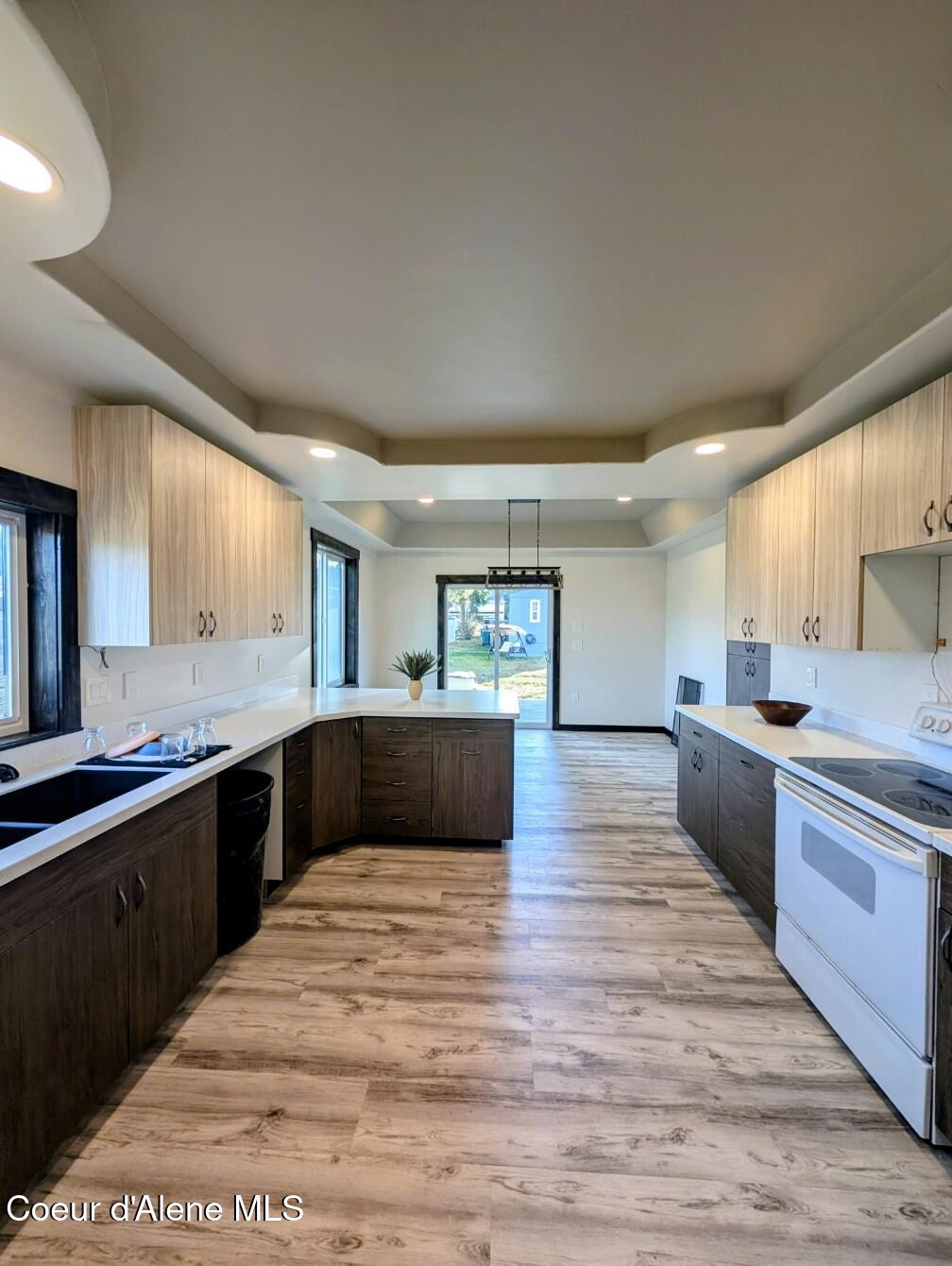 6856 Selkirk Street Bonners Ferry, ID 83805 - Photo 12 of 27 Ready for all of the holidays