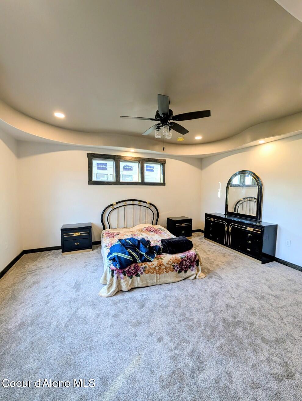 6856 Selkirk Street Bonners Ferry, ID 83805 - Photo 18 of 27 Large large rooms...