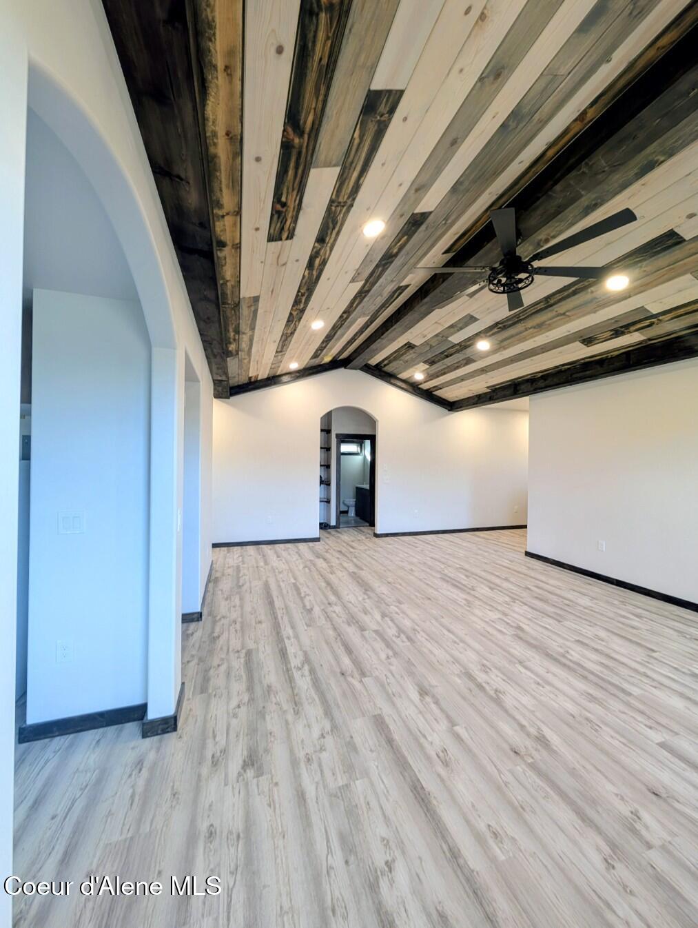 6856 Selkirk Street Bonners Ferry, ID 83805 - Photo 6 of 27 Stunning interior