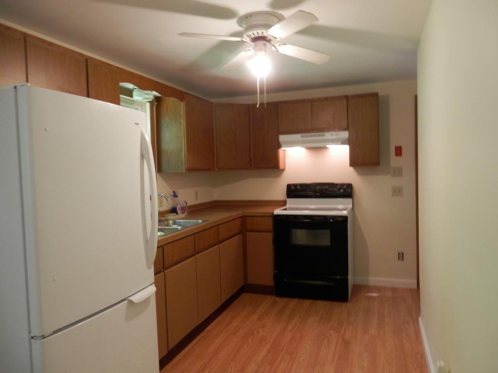 178 Peverly Road Northfield, NH 03276 - Photo 3 of 12