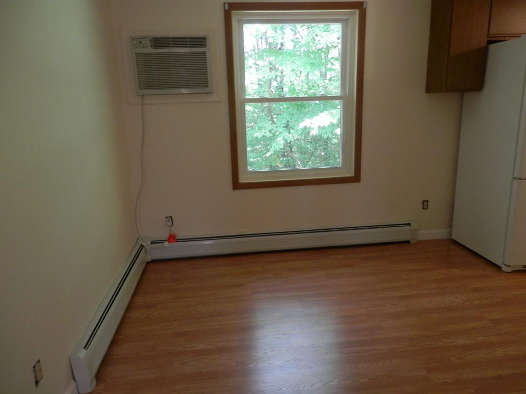 178 Peverly Road Northfield, NH 03276 - Photo 5 of 12